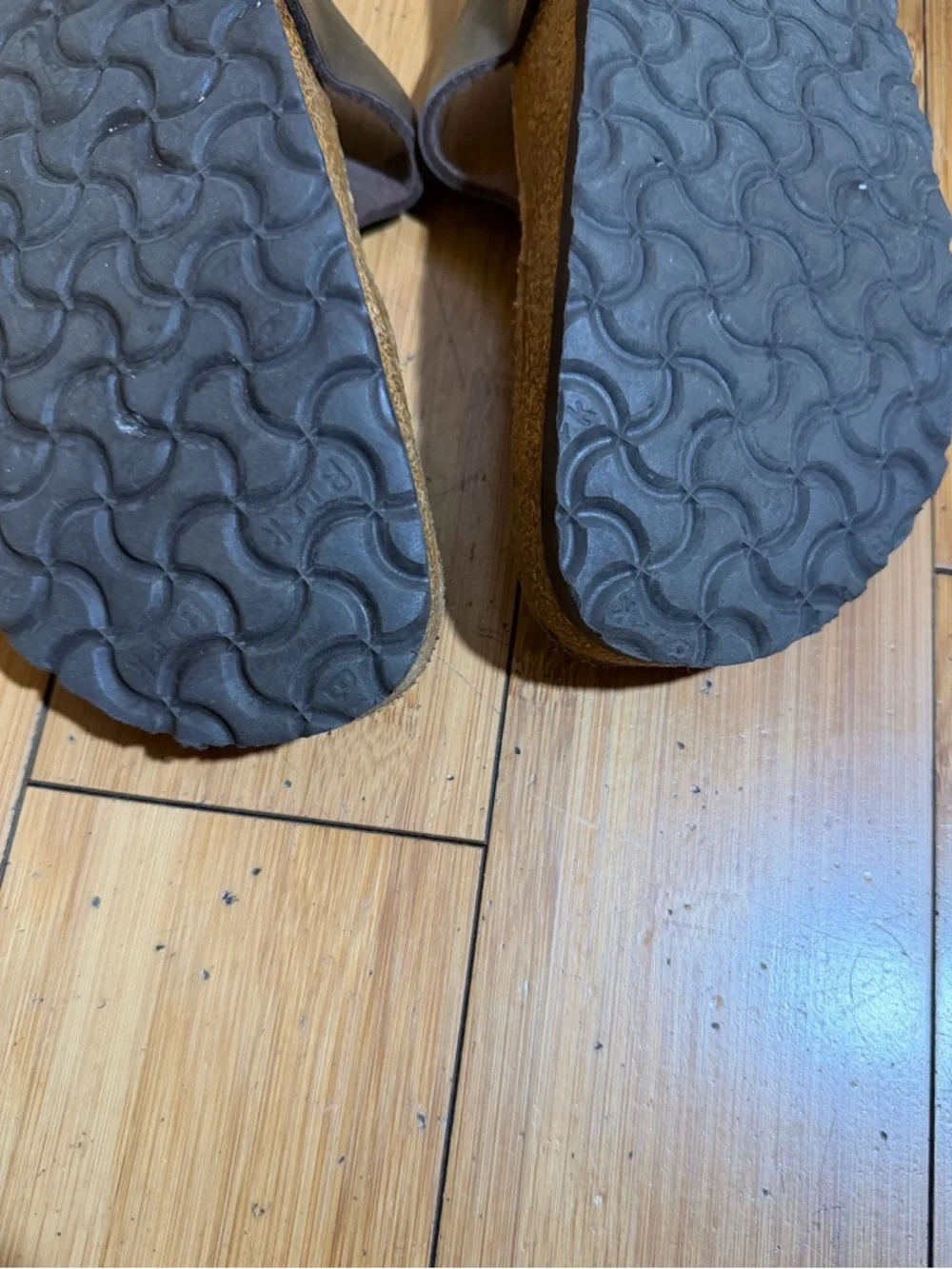 Birkenstock Gizeh Sandal Bronze Size 39 / 8-8.5 - Picture 13 of 16